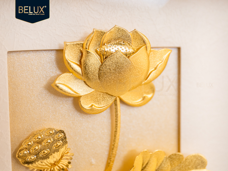 Tranh Cá Koi Hoa Sen dát vàng 24k- 32x25cm